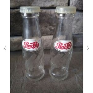 VINTAGE pepsi- cola salt and pepper shakers